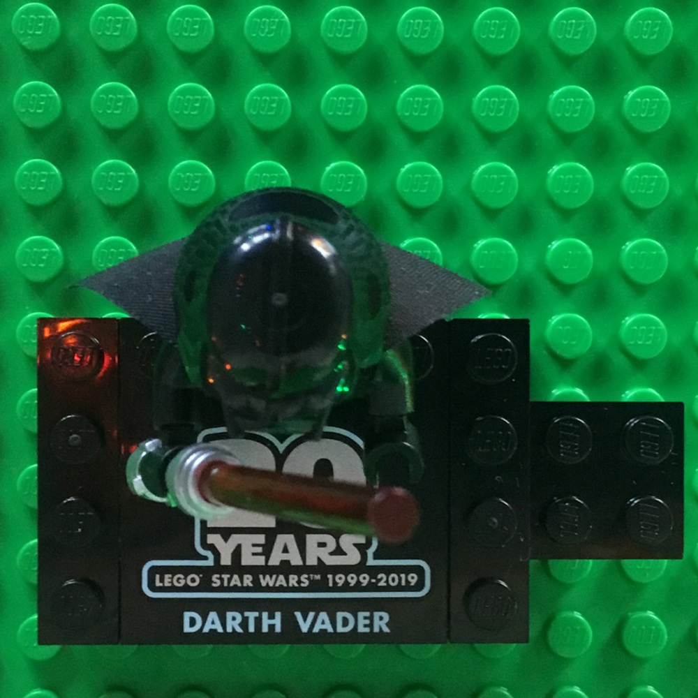 Lego Star Wars Darth Vader 20th Anniversary Minifig New - Picture 6 of 7